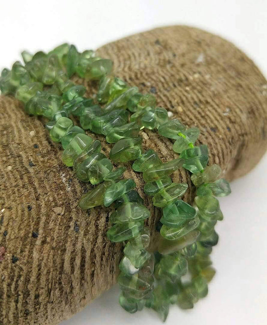 Rare Green Apatite nugget Beads 3 - 6 mm Freeform Natural Apatite chip Beads / Rustic Apatite Beads /Nugget Beads /Apatite Gemstone 8 beads