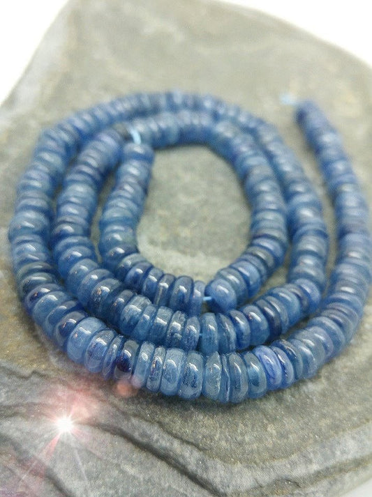 Natural Blue Kyanite Round Smooth Heishi Beads 5-6mm Blue Gemstone spacer Beads Kyanite Gemstone round Beads Kyanite Jewellery / 5 beads