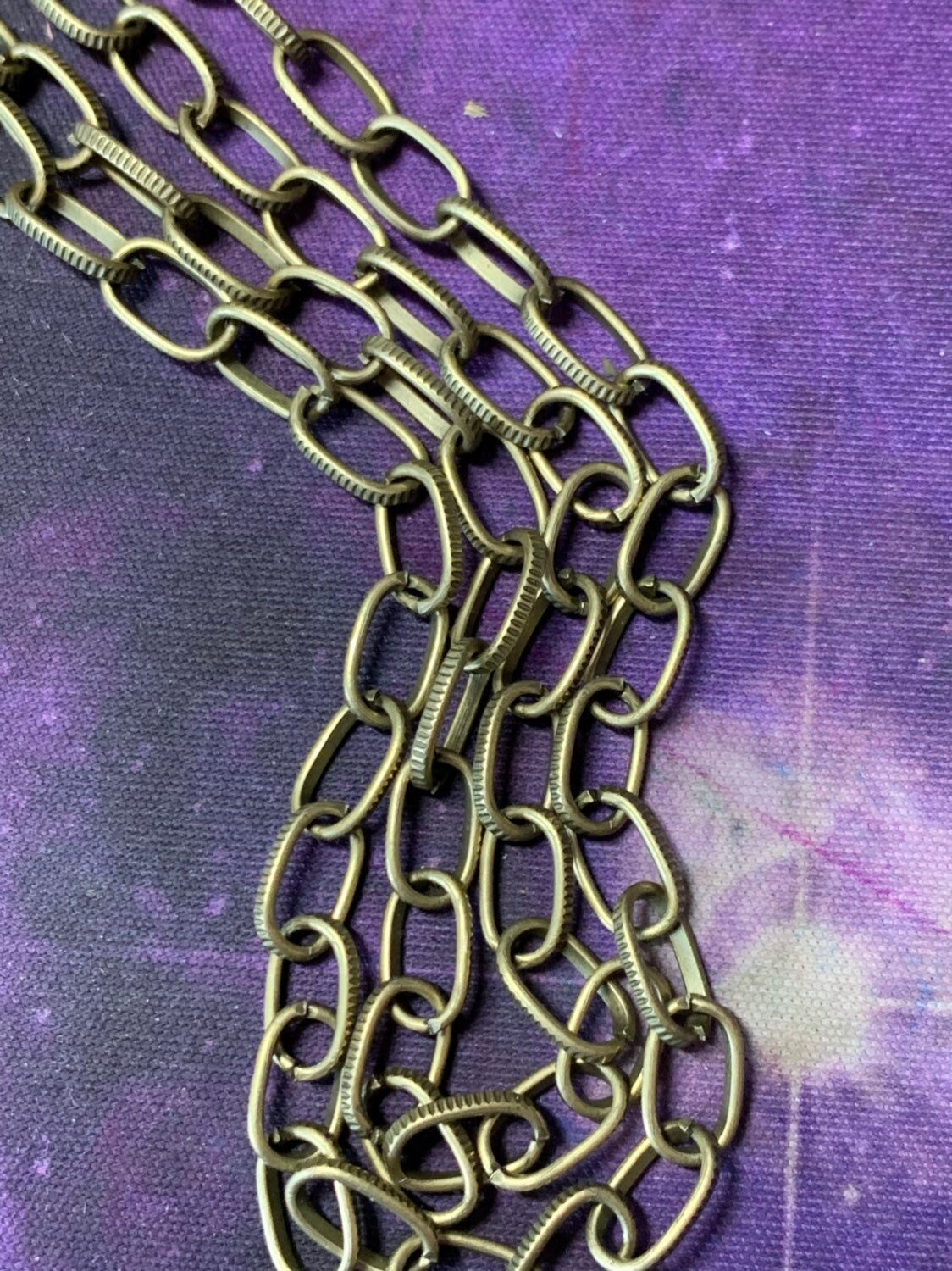 Antique Gold plated brass Trace Link Chain 6 x 4 mm / Jewellery Chain / Charm Bracelet or Necklace Chain