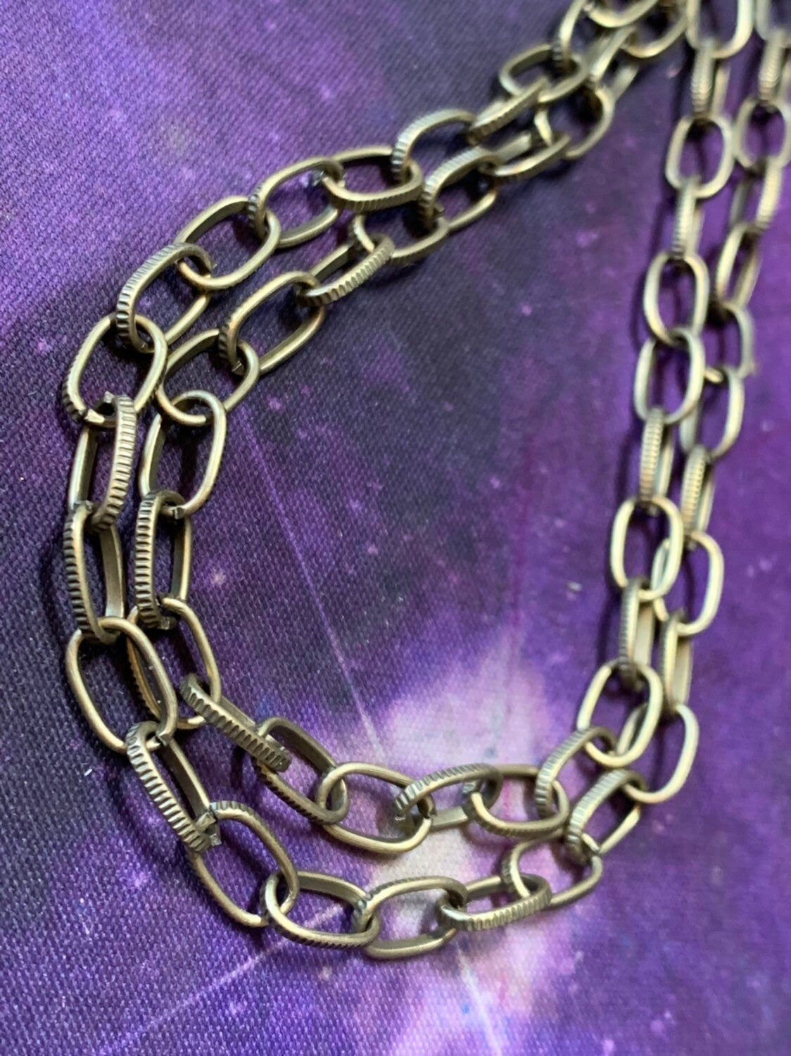 Antique Gold plated brass Trace Link Chain 6 x 4 mm / Jewellery Chain / Charm Bracelet or Necklace Chain