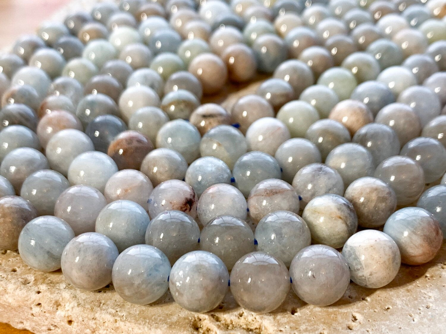 Natural Blue Round Aquamarine beads / 12 mm approx/ Soft Pale multi tone Gemstone Beads / Beryl