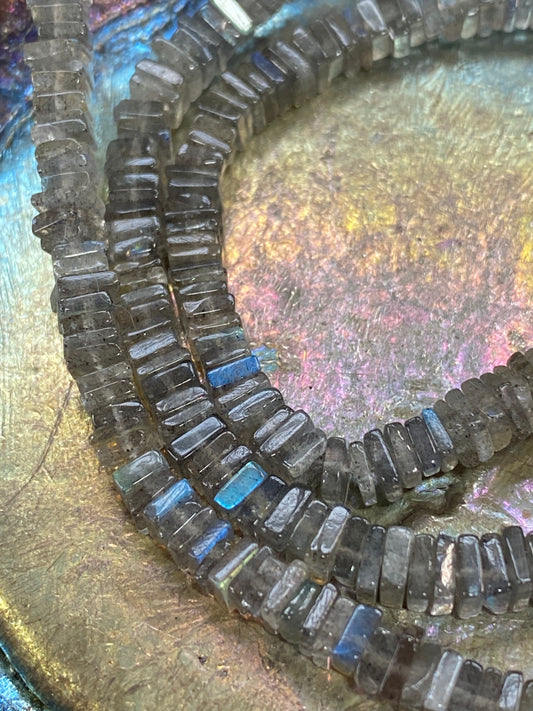 Labradorite Rondelle handcut Square Heishi Beads 4-5 mm approx / Flashy Labradorite Beads Natural Labradorite /AAA Labradorite Beads 5 BEADS